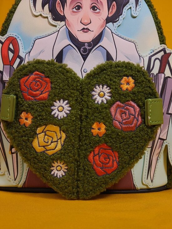 Loungefly Edward Scissorhands Sherpa Heart Topiary Horror Movie Mini Backpack